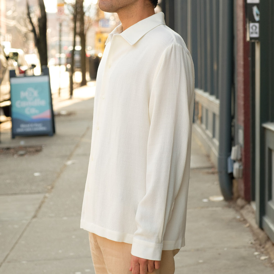 Sefr Mats Stripe シャツ  Off White Sense Shirt in Off White Crepe – Vestis Ltd.